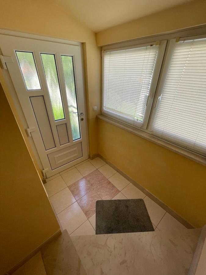 Apartment Nikola Rogoznica  Esterno foto